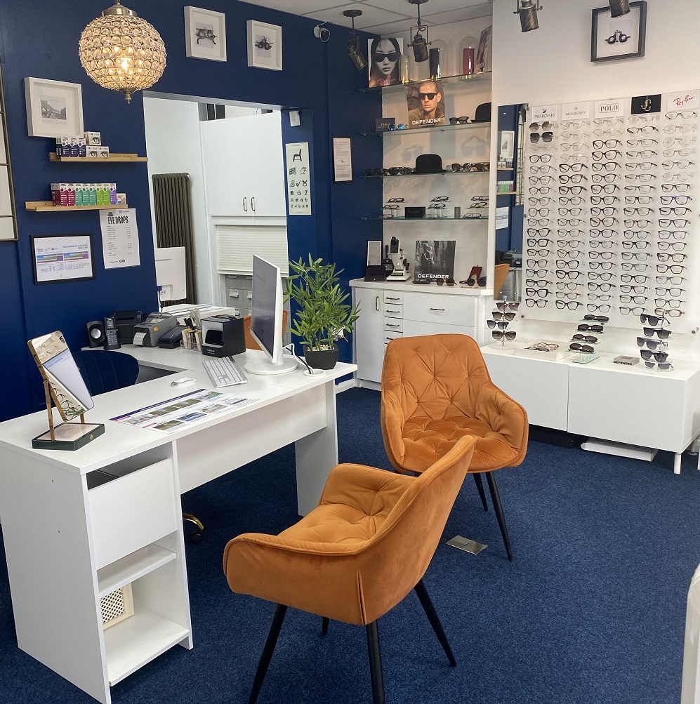jameswood eyecare reception area